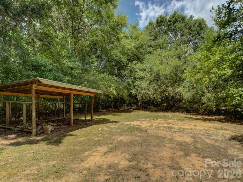 2436 Chester Highway, York, SC 29745.  MLS# CAR4397722, YatesRealty ID 33428. 