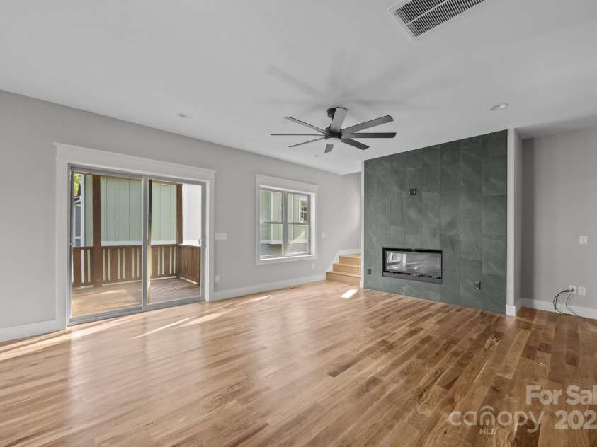 3 River Stone Trail, Asheville, NC 28805.  MLS# CAR4279056, YatesRealty ID 33429. 