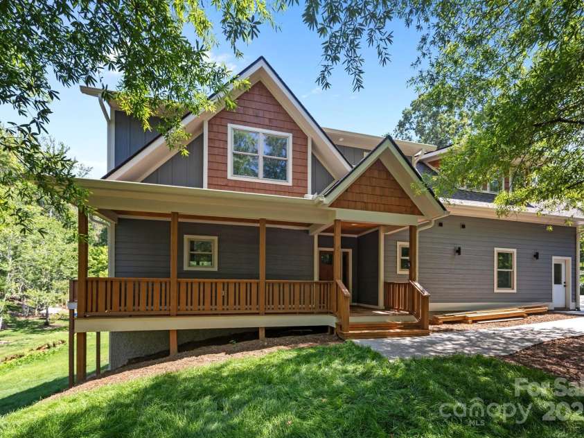 3 River Stone Trail, Asheville, NC 28805.  MLS# CAR4279056, YatesRealty ID 33429. Welcome to 3 River Stone Trail