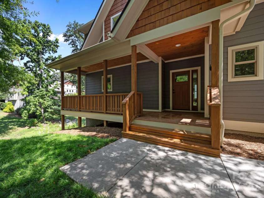 3 River Stone Trail, Asheville, NC 28805.  MLS# CAR4279056, YatesRealty ID 33429. Welcoming front porch