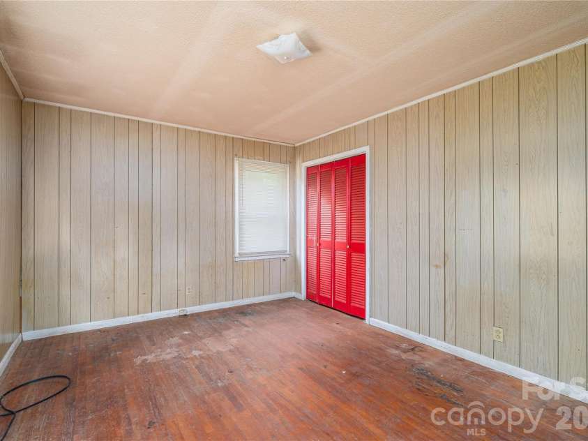 455 Huffman Road, Blacksburg, SC 29702.  MLS# CAR4393939, YatesRealty ID 33429. 