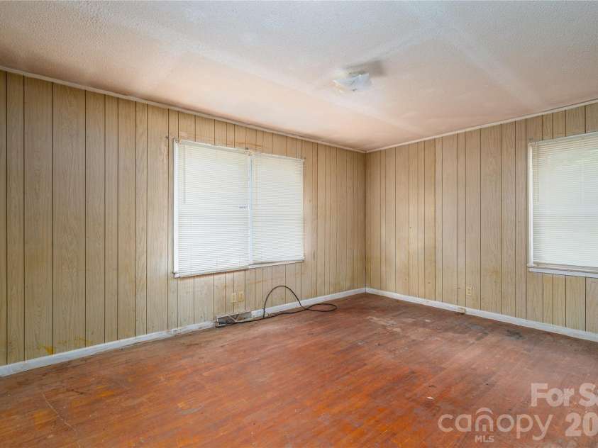 455 Huffman Road, Blacksburg, SC 29702.  MLS# CAR4393939, YatesRealty ID 33429. 