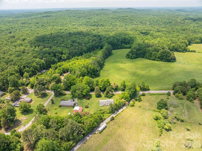 455 Huffman Road, Blacksburg, SC 29702.  MLS# CAR4393939, YatesRealty ID 33429. 