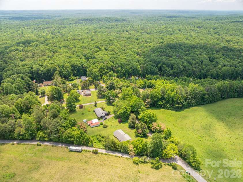 455 Huffman Road, Blacksburg, SC 29702.  MLS# CAR4393939, YatesRealty ID 33429. 