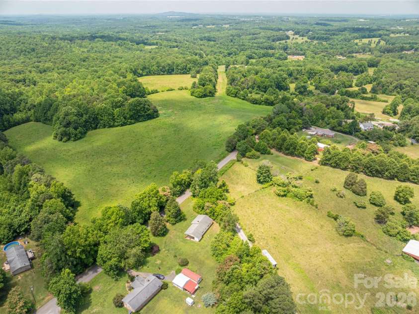 455 Huffman Road, Blacksburg, SC 29702.  MLS# CAR4393939, YatesRealty ID 33429. 