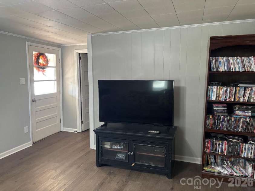 262 Blackberry Lane, Bakersville, NC 28705.  MLS# CAR4354357, YatesRealty ID 3343. 