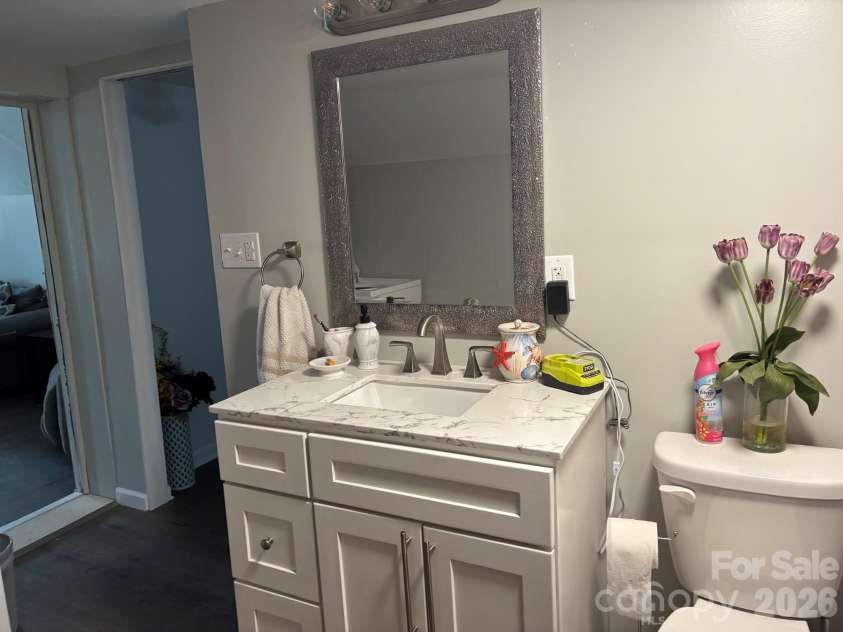 262 Blackberry Lane, Bakersville, NC 28705.  MLS# CAR4354357, YatesRealty ID 3343. Up stairs bath