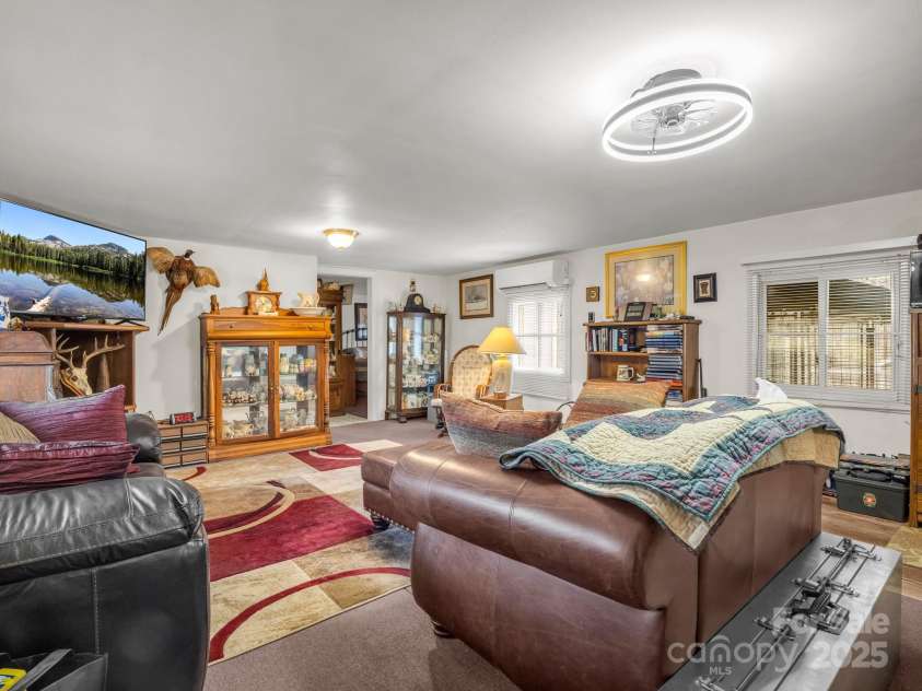 55 Settlers Trail, Mars Hill, NC 28754.  MLS# CAR4275597, YatesRealty ID 3343. 