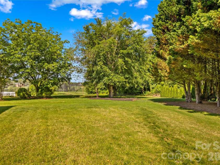 547 Muirfield Way, Salisbury, NC 28144.  MLS# CAR4385547, YatesRealty ID 33431. 