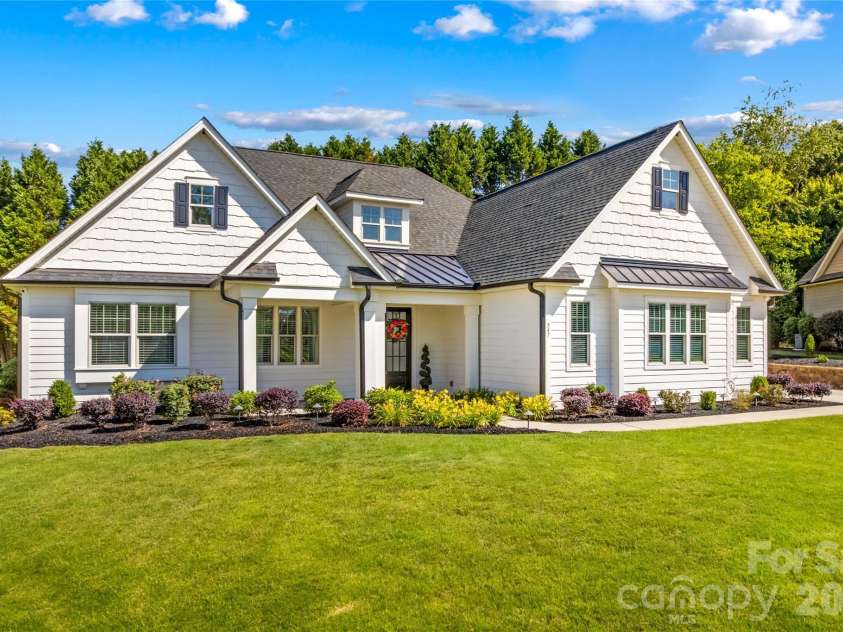 547 Muirfield Way, Salisbury, NC 28144.  MLS# CAR4385547, YatesRealty ID 33431. 