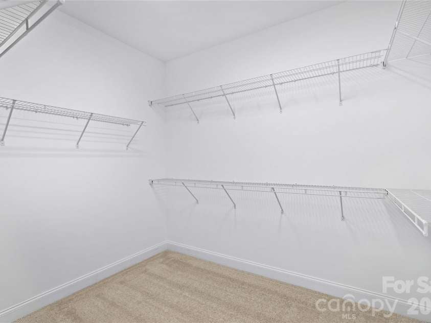 547 Muirfield Way, Salisbury, NC 28144.  MLS# CAR4385547, YatesRealty ID 33431. Very large primary WIC
