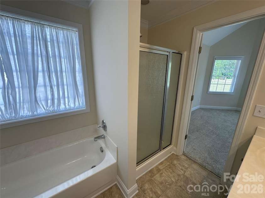 165 Bishop Lane, Concord, NC 28025.  MLS# CAR4395082, YatesRealty ID 33432. Master Bath