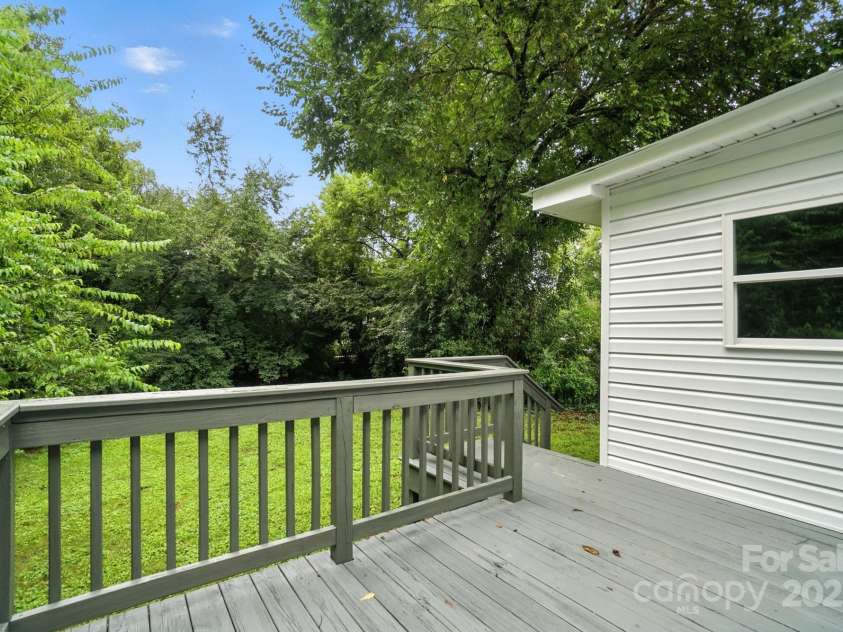 222 2nd Avenue, Albemarle, NC 28001.  MLS# CAR4289121, YatesRealty ID 33432. 