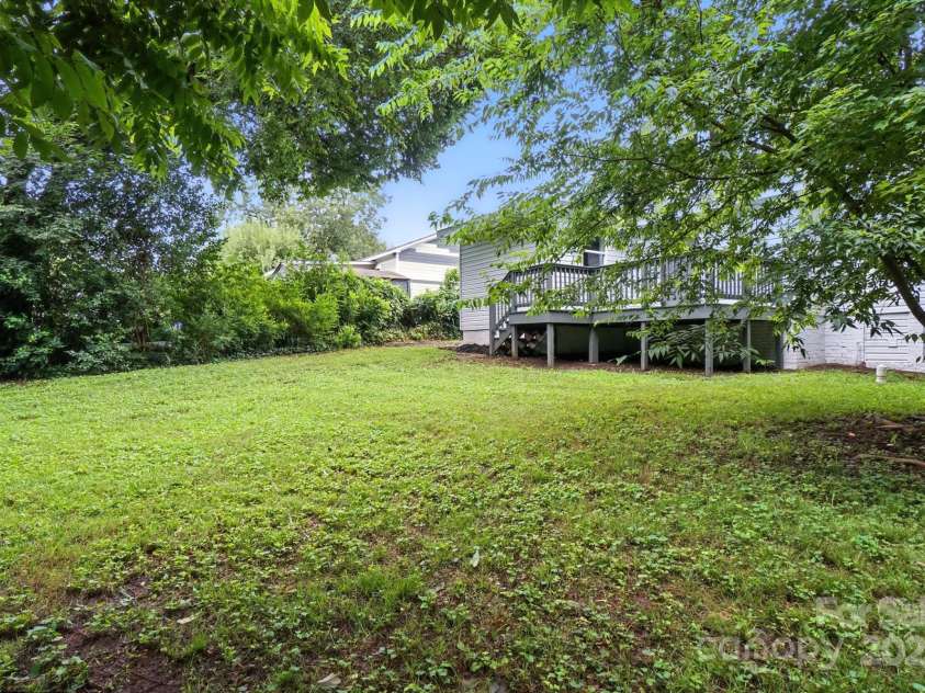 222 2nd Avenue, Albemarle, NC 28001.  MLS# CAR4289121, YatesRealty ID 33432. 