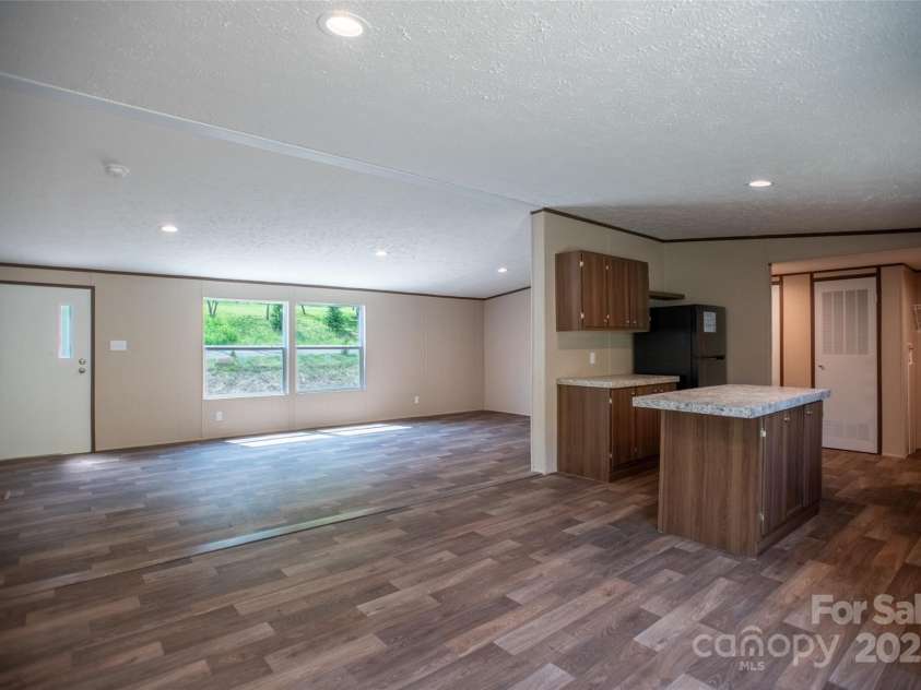 1455 Newfound Road, Leicester, NC 28748.  MLS# CAR4289010, YatesRealty ID 33433. 