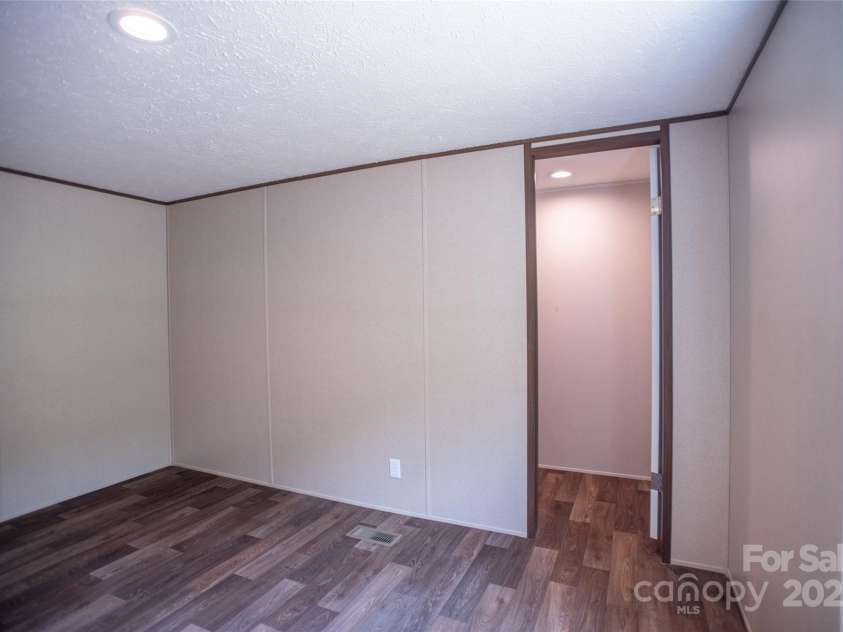 1455 Newfound Road, Leicester, NC 28748.  MLS# CAR4289010, YatesRealty ID 33433. 