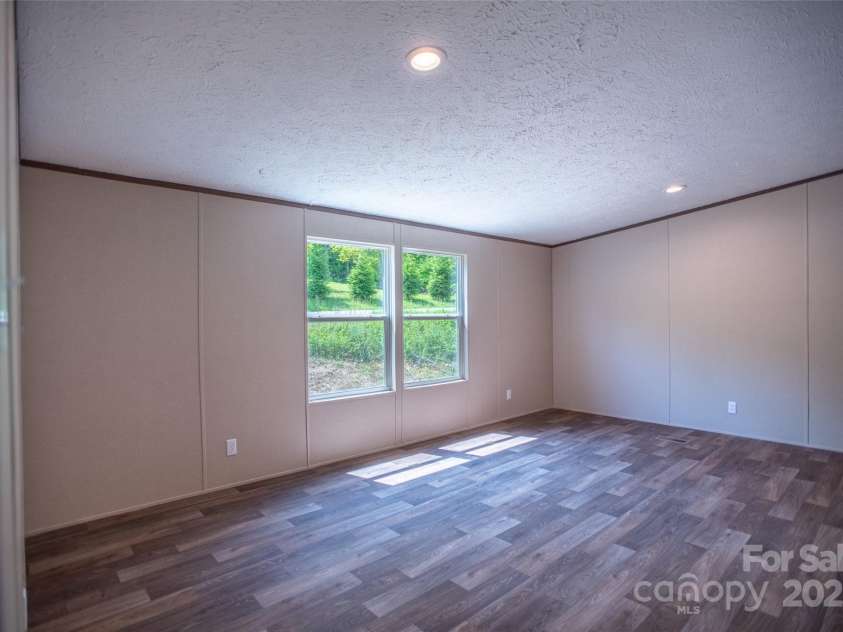 1455 Newfound Road, Leicester, NC 28748.  MLS# CAR4289010, YatesRealty ID 33433. 