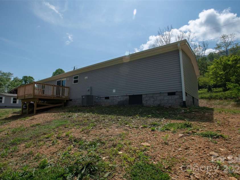 1455 Newfound Road, Leicester, NC 28748.  MLS# CAR4289010, YatesRealty ID 33433. 