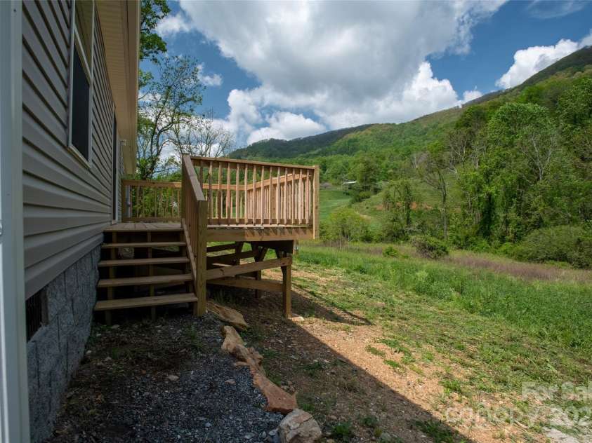 1455 Newfound Road, Leicester, NC 28748.  MLS# CAR4289010, YatesRealty ID 33433. 