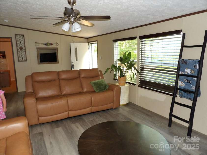 31 Mcgee Hill Road, Fairview, NC 28730.  MLS# CAR4289584, YatesRealty ID 33434. 