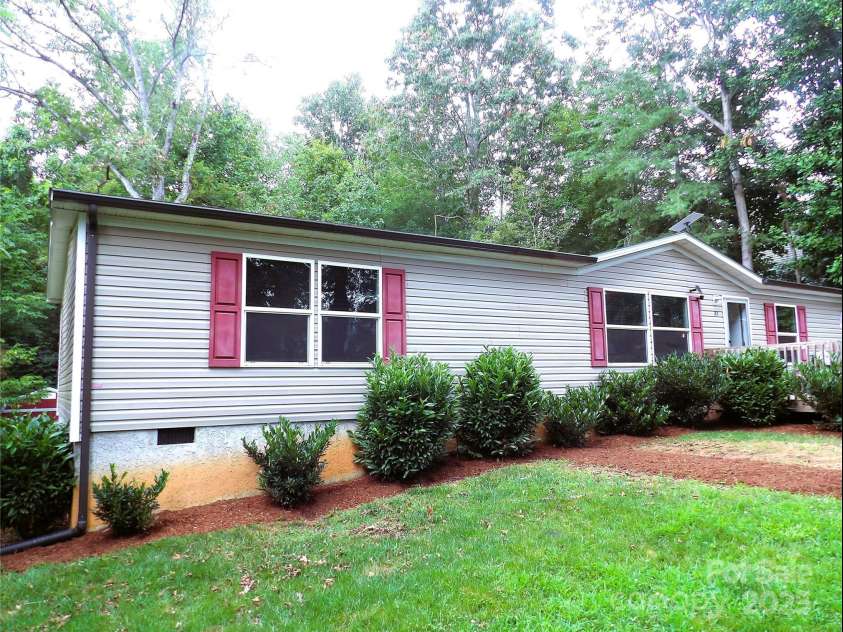 31 Mcgee Hill Road, Fairview, NC 28730.  MLS# CAR4289584, YatesRealty ID 33434. Front of Home