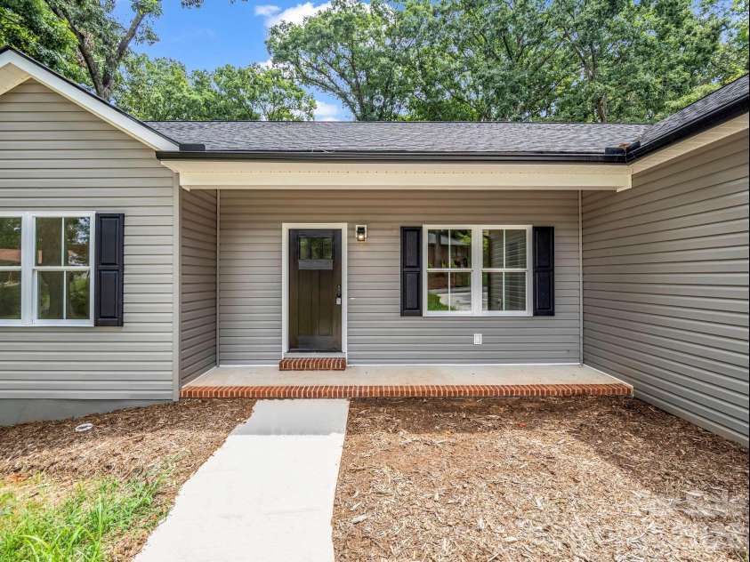 190 Forest Hill Drive, Forest City, NC 28043.  MLS# CAR4414263, YatesRealty ID 33435. 