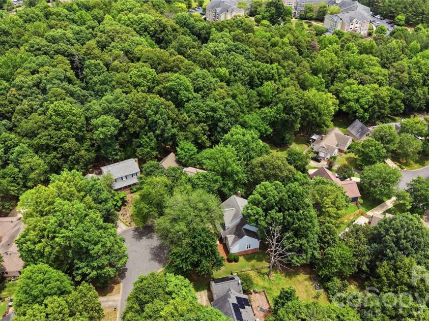 9924 Raddington Lane, Charlotte, NC 28269.  MLS# CAR4398259, YatesRealty ID 33436. 