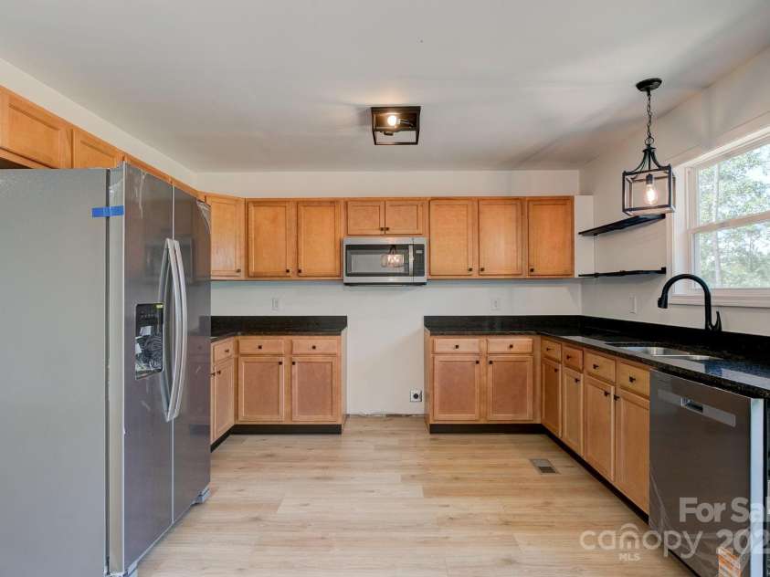 1228 Charlie Johnson Road, Kershaw, SC 29067.  MLS# CAR4281890, YatesRealty ID 33437. 