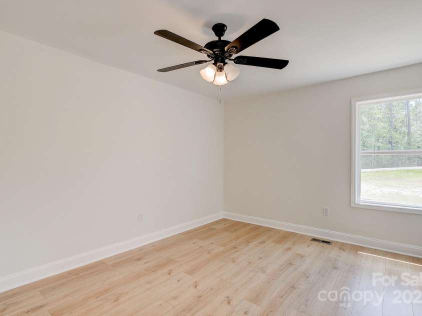 1228 Charlie Johnson Road, Kershaw, SC 29067.  MLS# CAR4281890, YatesRealty ID 33437. 