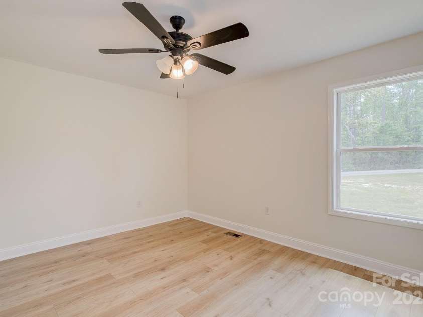 1228 Charlie Johnson Road, Kershaw, SC 29067.  MLS# CAR4281890, YatesRealty ID 33437. 