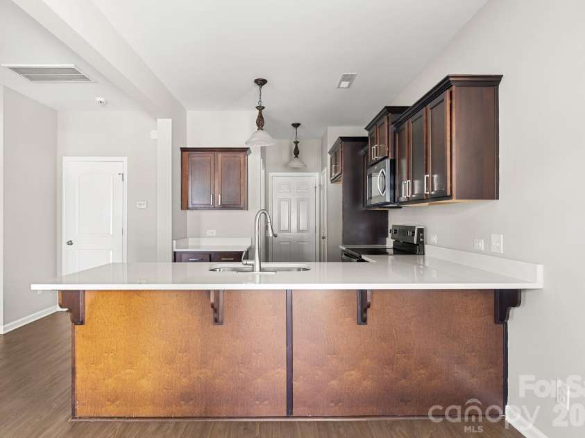 833 Georgia Oak Lane, Landis, NC 28088.  MLS# CAR4397551, YatesRealty ID 33437. 