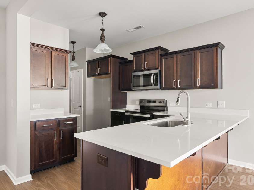 833 Georgia Oak Lane, Landis, NC 28088.  MLS# CAR4397551, YatesRealty ID 33437. 