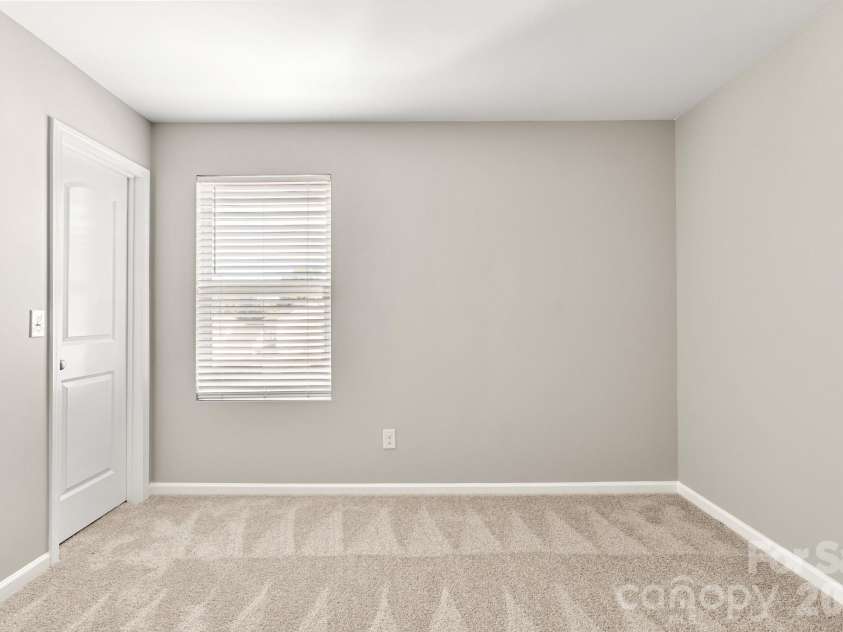 833 Georgia Oak Lane, Landis, NC 28088.  MLS# CAR4397551, YatesRealty ID 33437. 