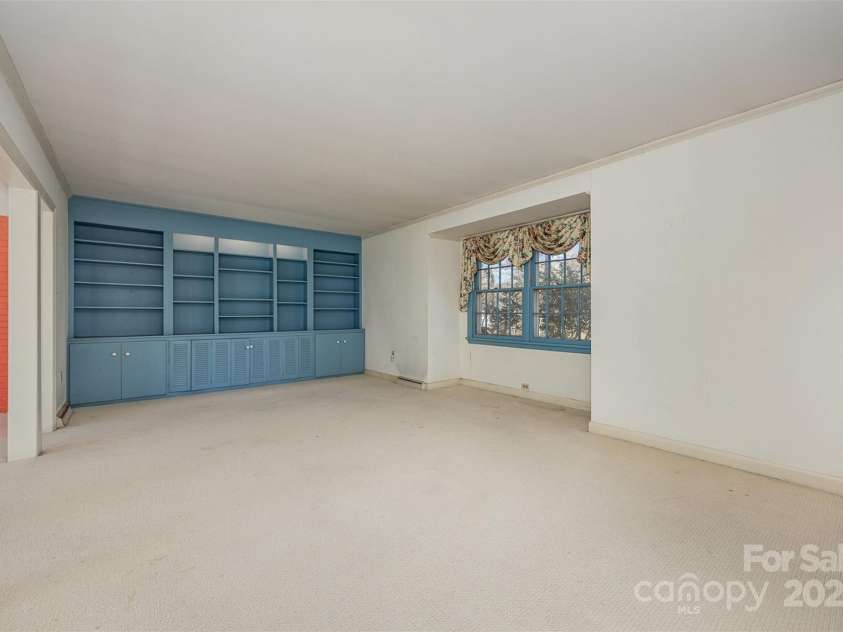 325 13th Street, Salisbury, NC 28144.  MLS# CAR4200768, YatesRealty ID 3344. 
