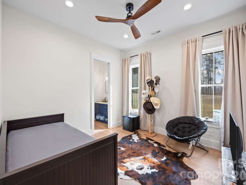 465 Baxx Drive, Salisbury, NC 28147.  MLS# CAR4354539, YatesRealty ID 3344. 