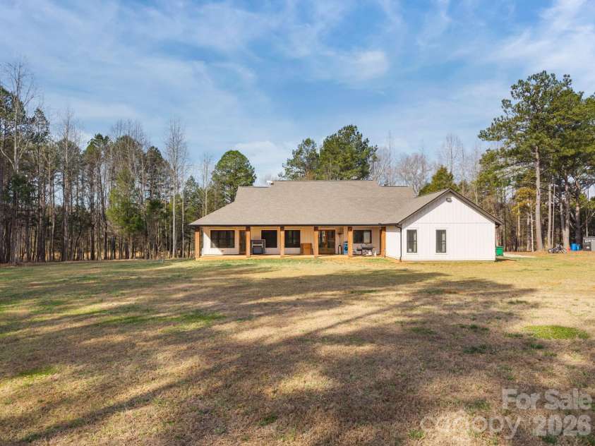 465 Baxx Drive, Salisbury, NC 28147.  MLS# CAR4354539, YatesRealty ID 3344. 