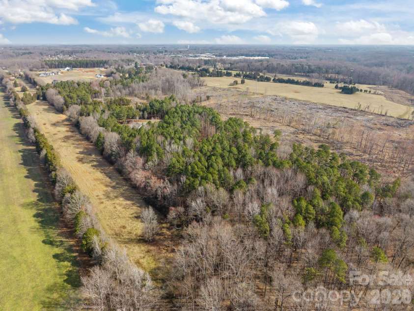 465 Baxx Drive, Salisbury, NC 28147.  MLS# CAR4354539, YatesRealty ID 3344. 