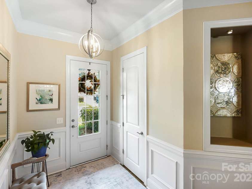 10718 Campbell Commons Way, Charlotte, NC 28277.  MLS# CAR4292882, YatesRealty ID 33441. 