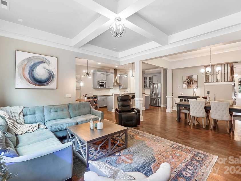 10718 Campbell Commons Way, Charlotte, NC 28277.  MLS# CAR4292882, YatesRealty ID 33441. 