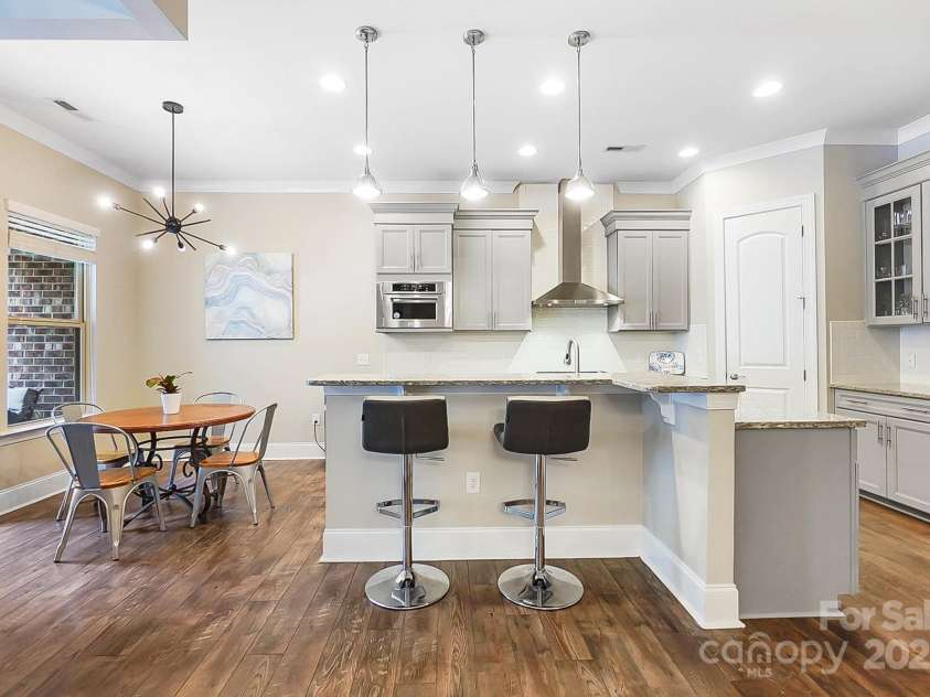 10718 Campbell Commons Way, Charlotte, NC 28277.  MLS# CAR4292882, YatesRealty ID 33441. 