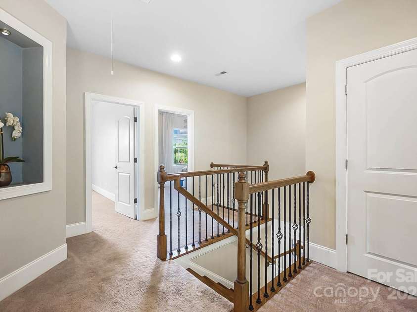 10718 Campbell Commons Way, Charlotte, NC 28277.  MLS# CAR4292882, YatesRealty ID 33441. 