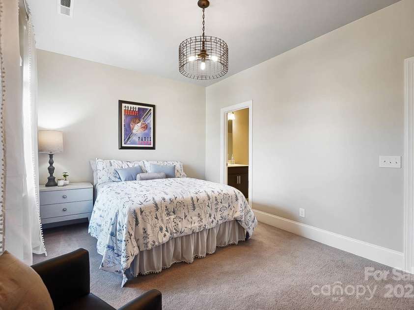 10718 Campbell Commons Way, Charlotte, NC 28277.  MLS# CAR4292882, YatesRealty ID 33441. 