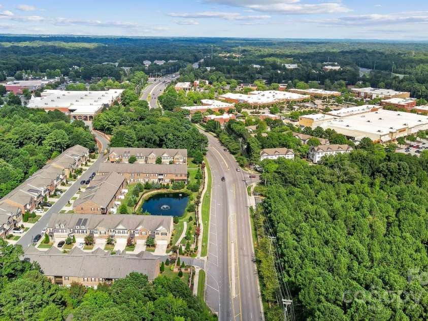 10718 Campbell Commons Way, Charlotte, NC 28277.  MLS# CAR4292882, YatesRealty ID 33441. 
