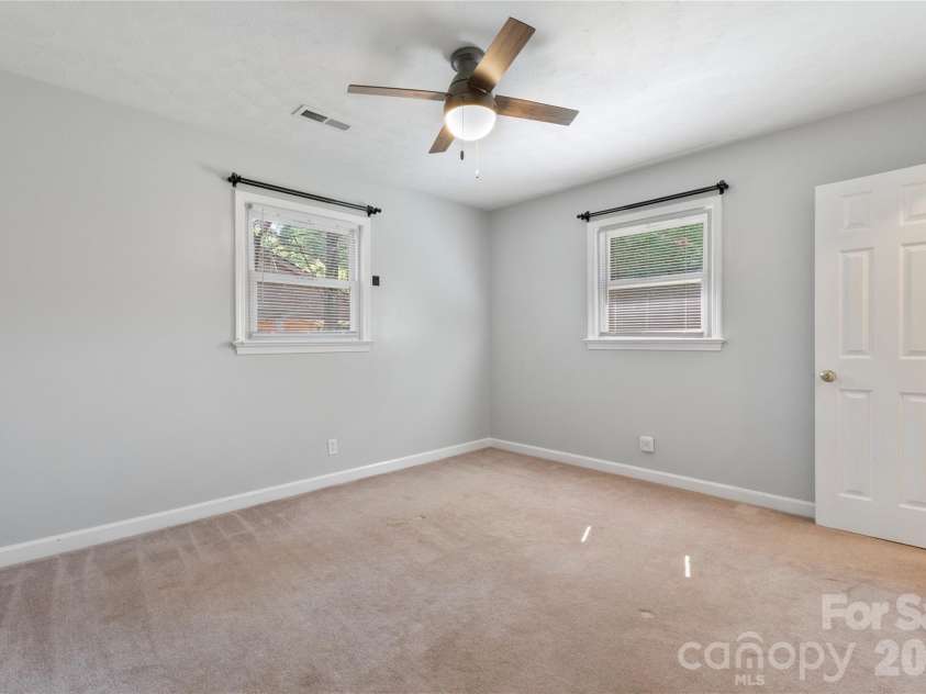 425 Bost Road, Morganton, NC 28655.  MLS# CAR4397179, YatesRealty ID 33441. 