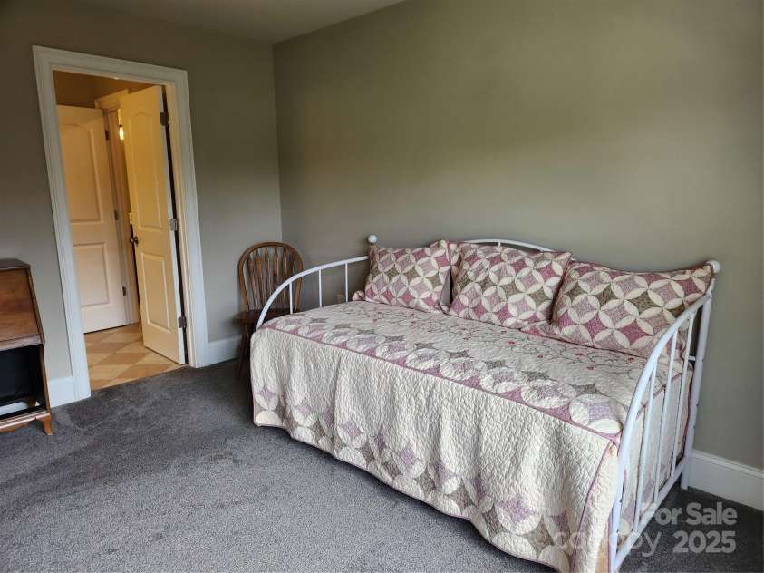 146 Orchard Farm Lane, Mooresville, NC 28117.  MLS# CAR4284274, YatesRealty ID 33442. 2nd bedroom upstairs
