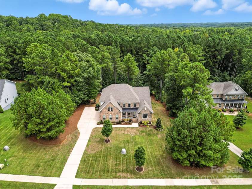 13800 Pavilion Estates Drive, Huntersville, NC 28078.  MLS# CAR4288379, YatesRealty ID 33444. 