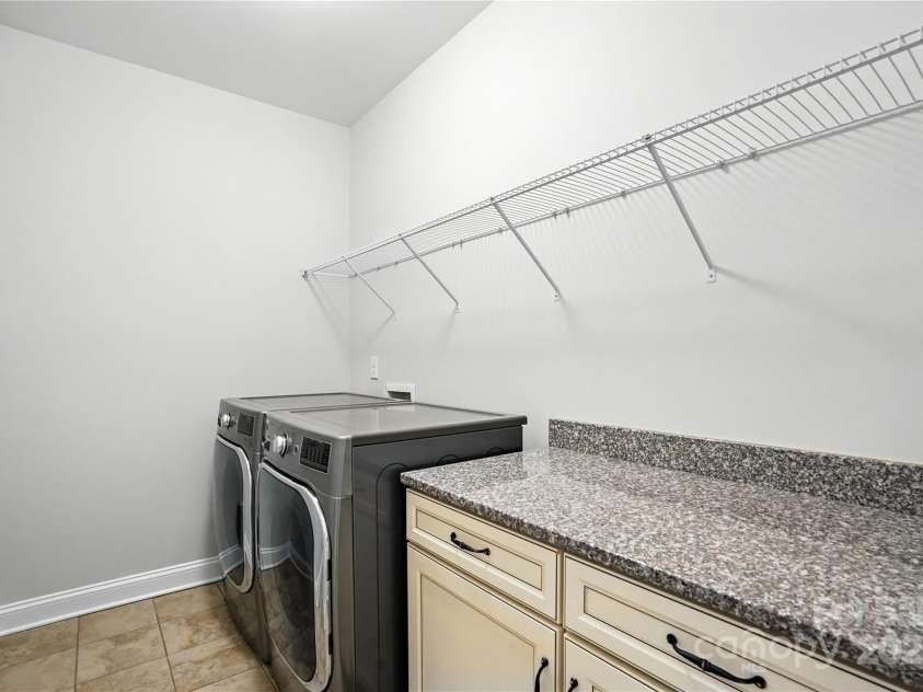 13800 Pavilion Estates Drive, Huntersville, NC 28078.  MLS# CAR4288379, YatesRealty ID 33444. 