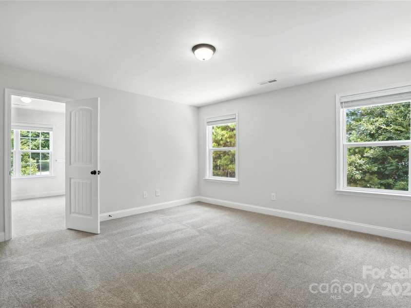 13800 Pavilion Estates Drive, Huntersville, NC 28078.  MLS# CAR4288379, YatesRealty ID 33444. 