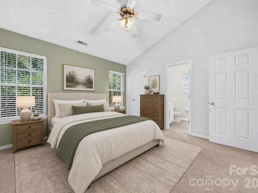 4627 Victory Lane, Charlotte, NC 28269.  MLS# CAR4398187, YatesRealty ID 33445. Virtually staged
