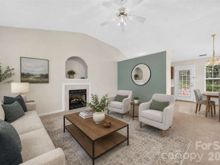 4627 Victory Lane, Charlotte, NC 28269.  MLS# CAR4398187, YatesRealty ID 33445. Virtually staged